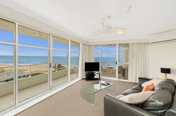 19th Avenue on the Beach Gold Coast