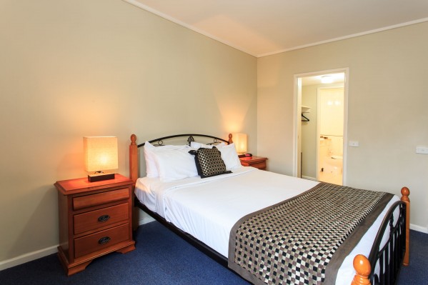 The Paramount Serviced Apartments melbourne