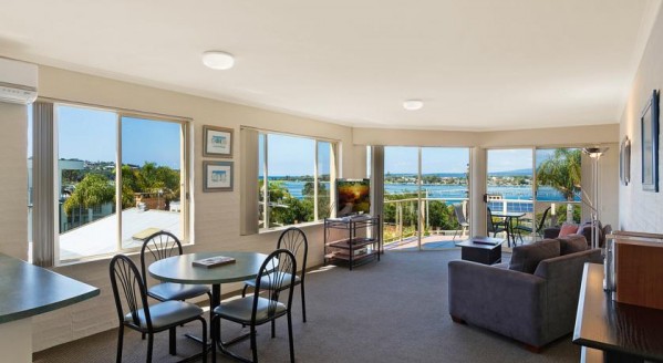 Baywatch Luxury Apartments merimbula