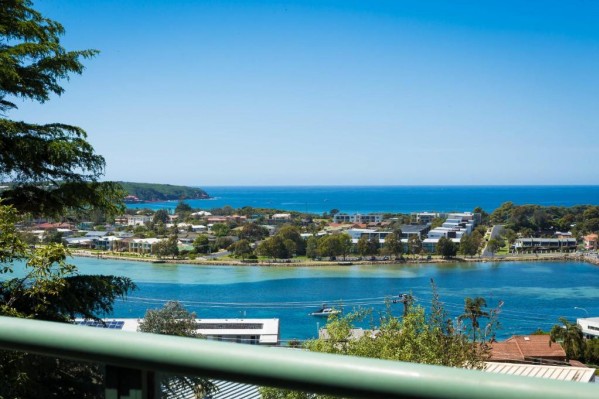 Panoramic Townhouses by Lisa merimbula