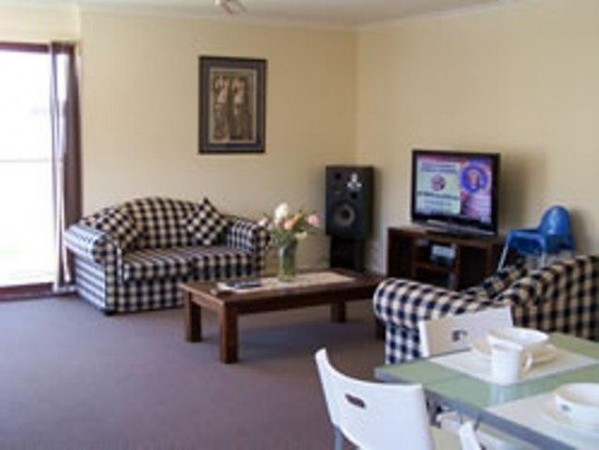 Telopea Court Holiday Units Merimbula merimbula