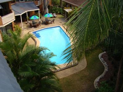 Noosa Yallambee Holiday Apartments Swimming Pool, BBQ area & Games Room