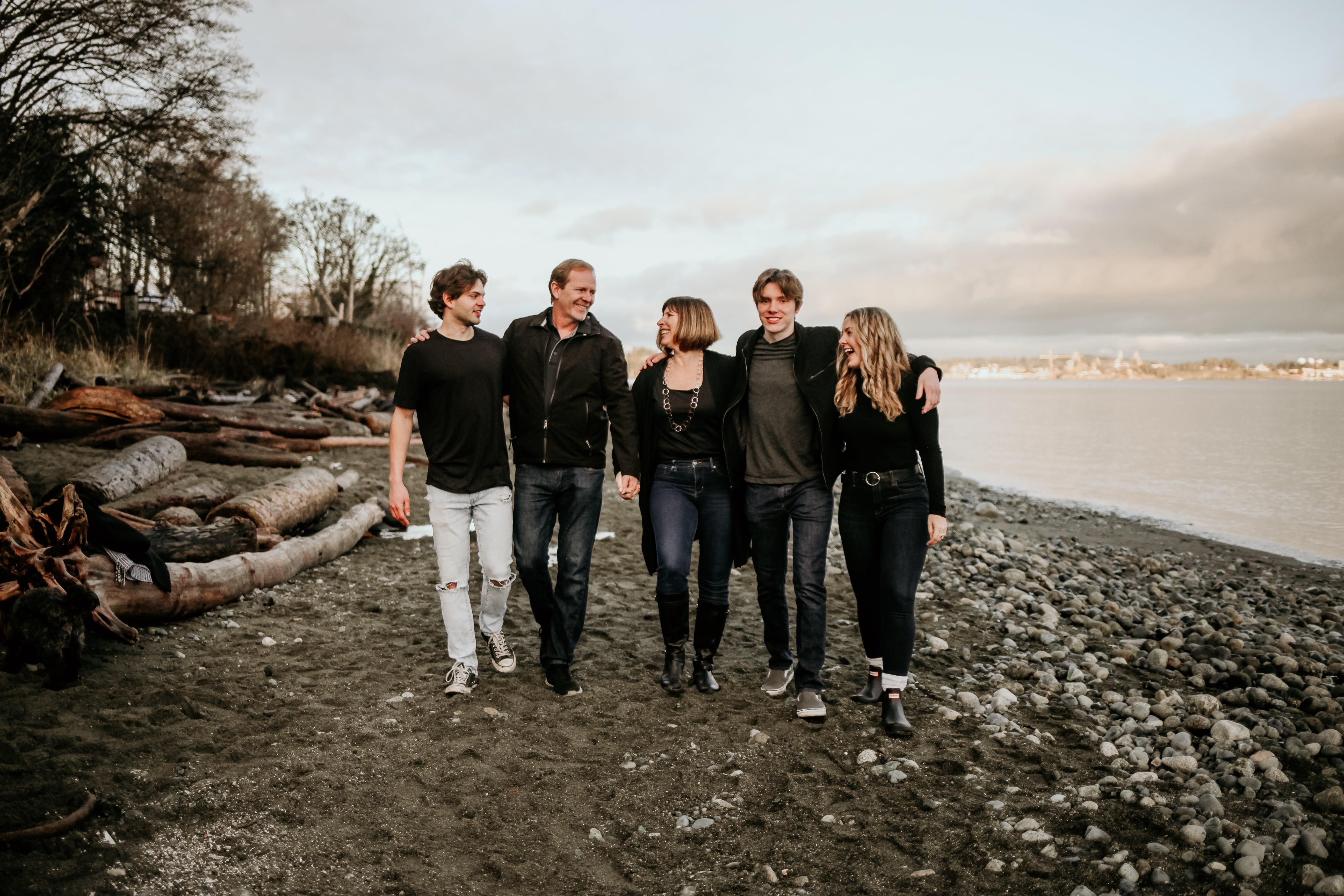 Kelsey Lageri Photography's Silver- Family Package Family Photo Metchosin, BC V9C 3Z3, Canada