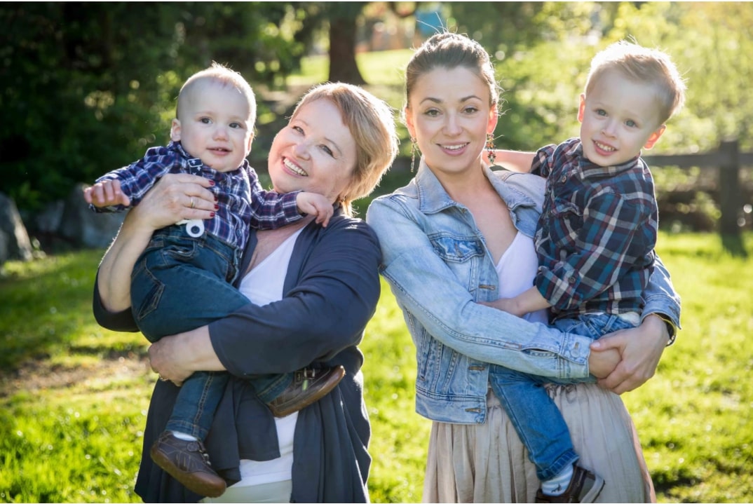 Julie Doro Photography's Family Portraits Family Photo Vancouver, BC, Canada