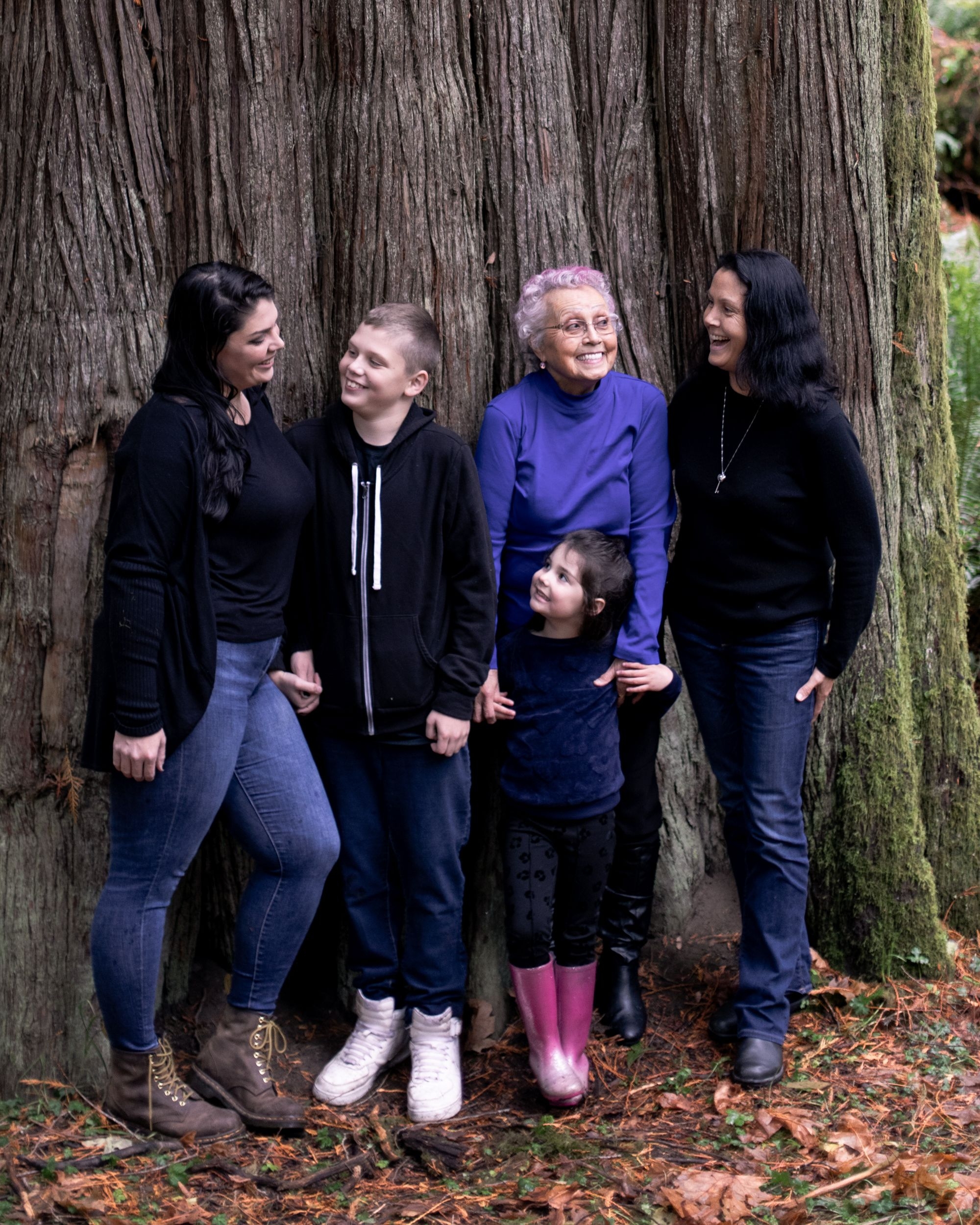 The Blackfish Collective's Customized Family Portraits Family Photo Victoria, BC, Canada