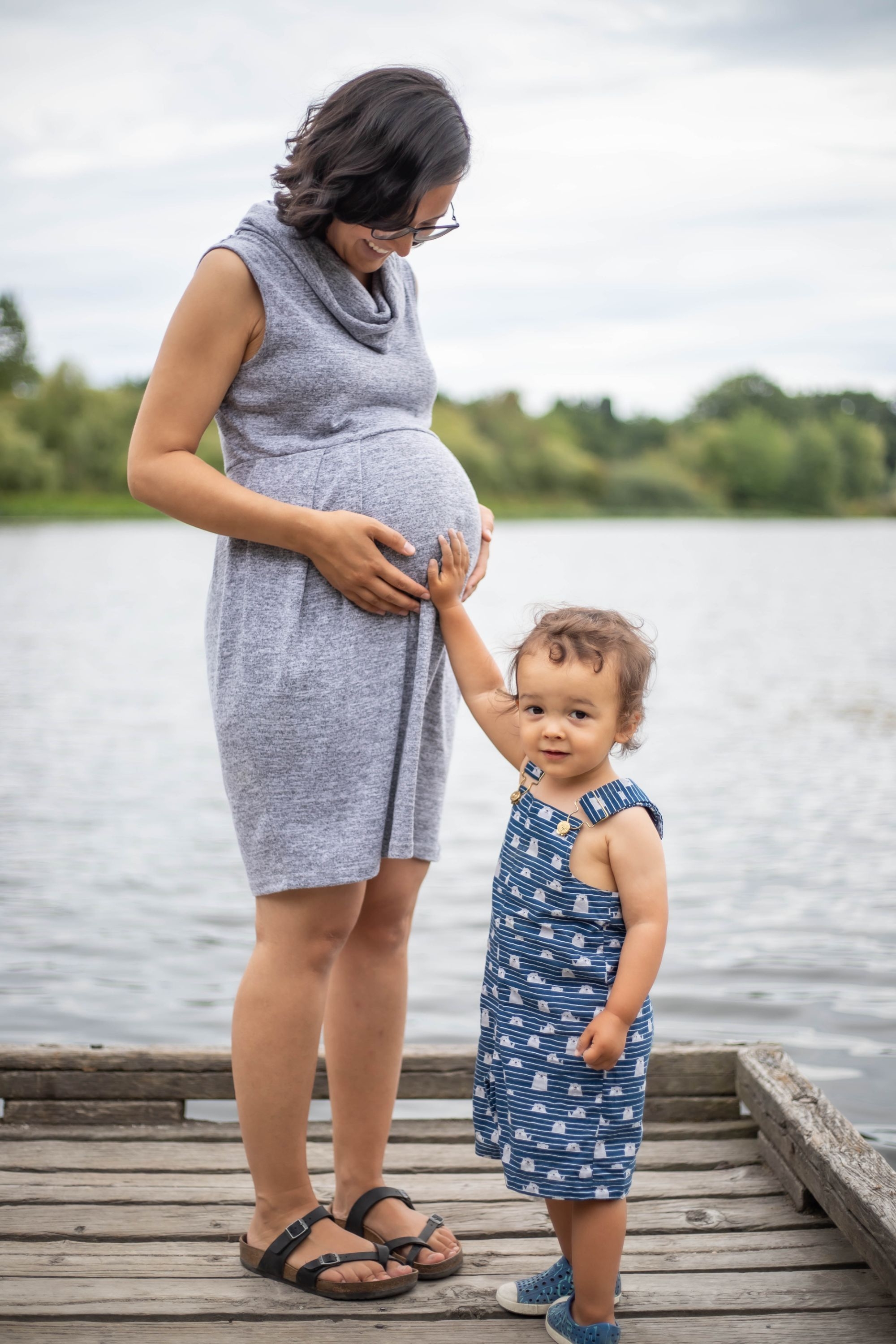 Hannah T. Photography's Trout Lake Full Maternity Family Session Package image