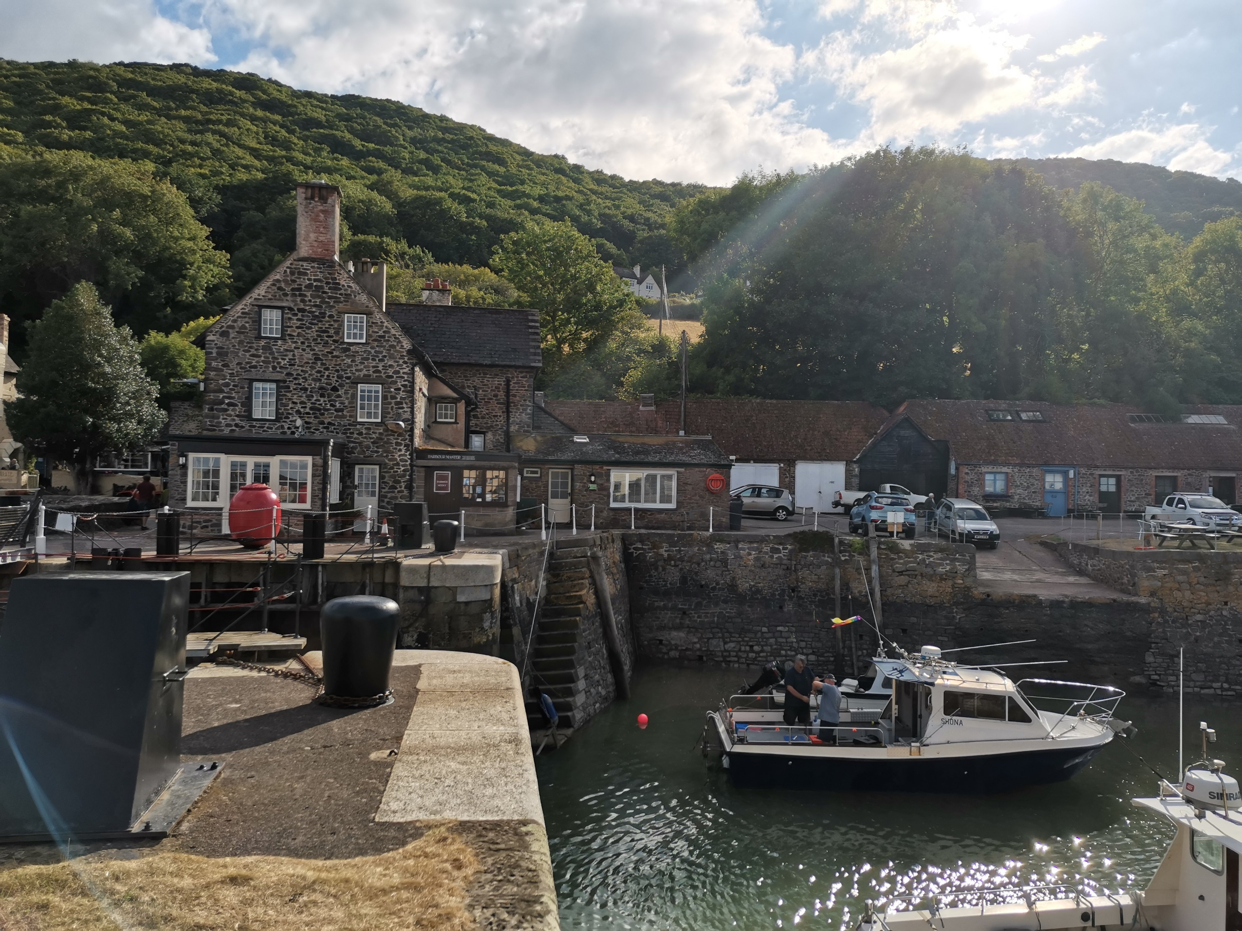 Harbour House Studio Pieces of Eight Porlock Weir seaview dog friendly self catering airbnb holidays Porlock Weir Harbour.