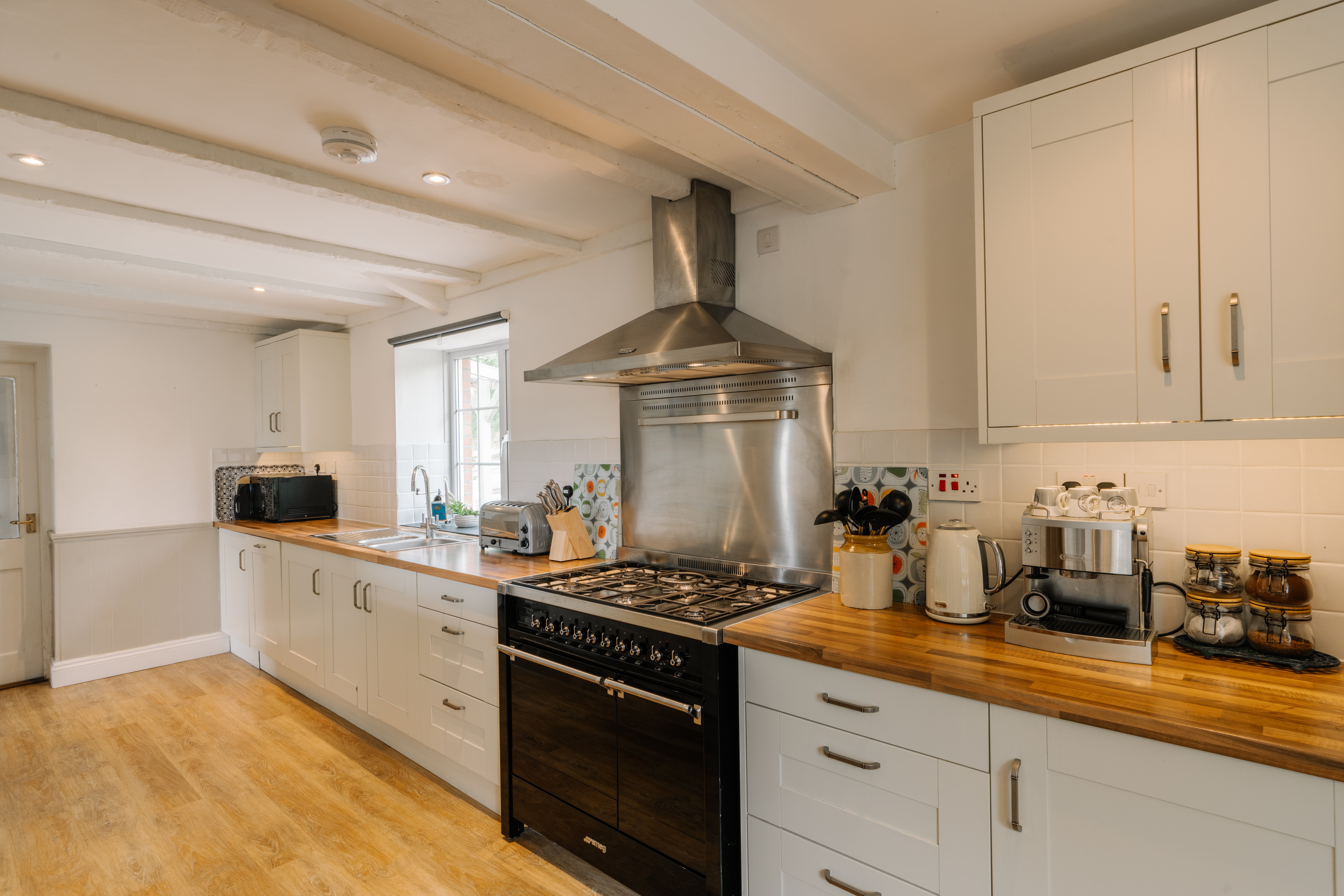 Click to replace me with your text!!!