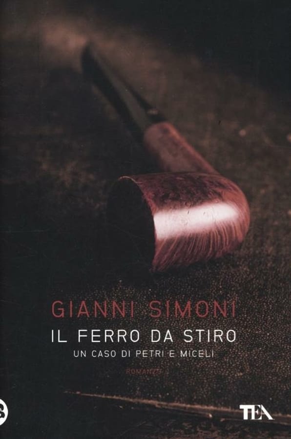 Il ferro da stiro. Un caso di Petri e Miceli di Gianni Simoni