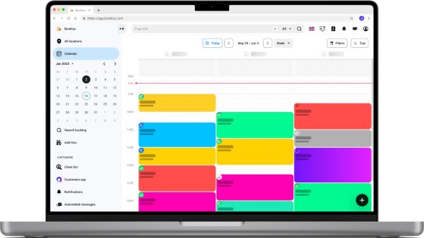Panoramica settimanale intuitiva delle prenotazioni dei clienti nel sistema di prenotazione online Booklux.
