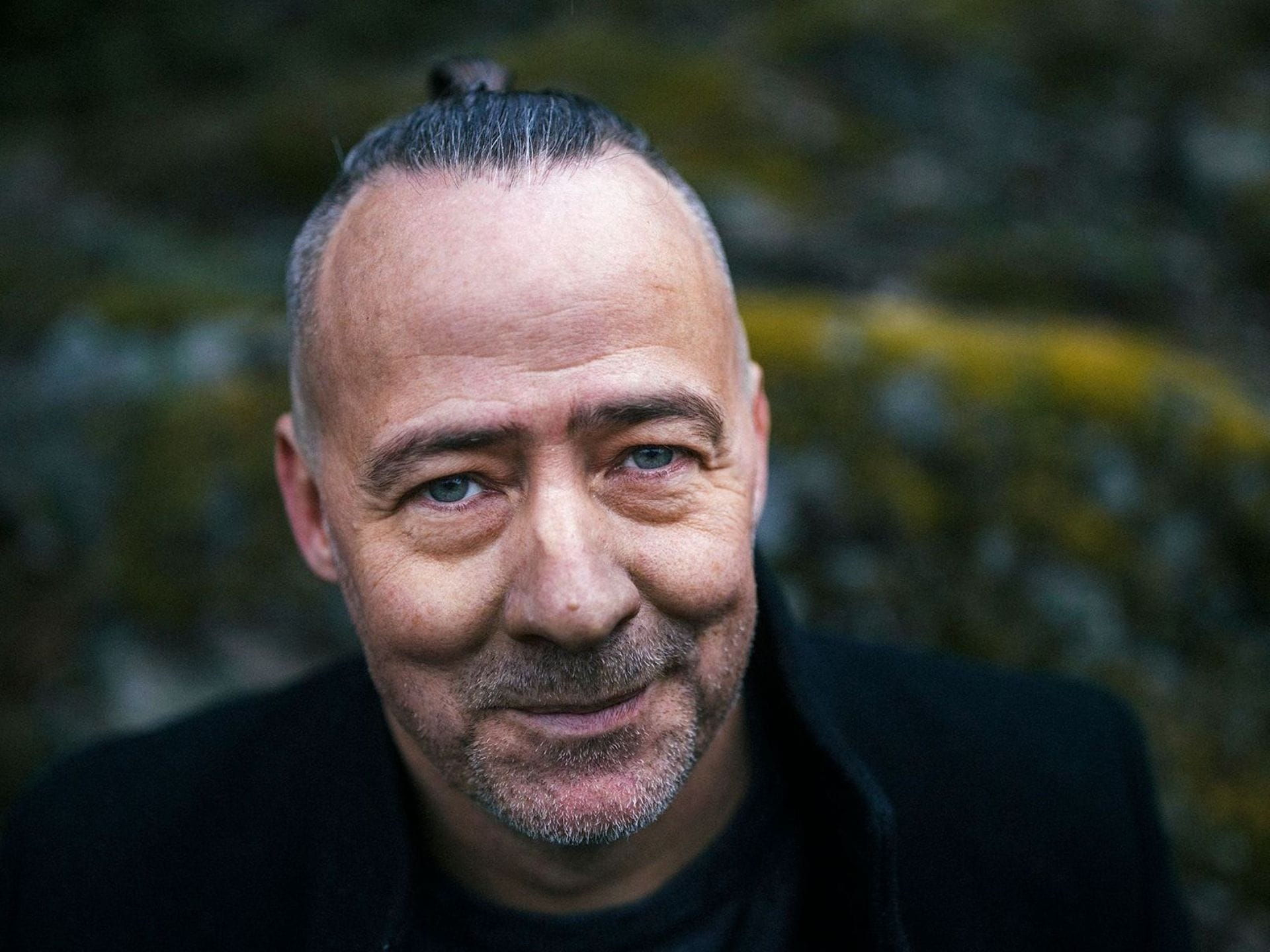 Boka Alexander Holmberg