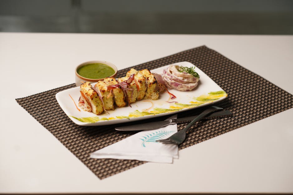 Malai Paneer Tikka (Creamy White Grilled Paneer)
