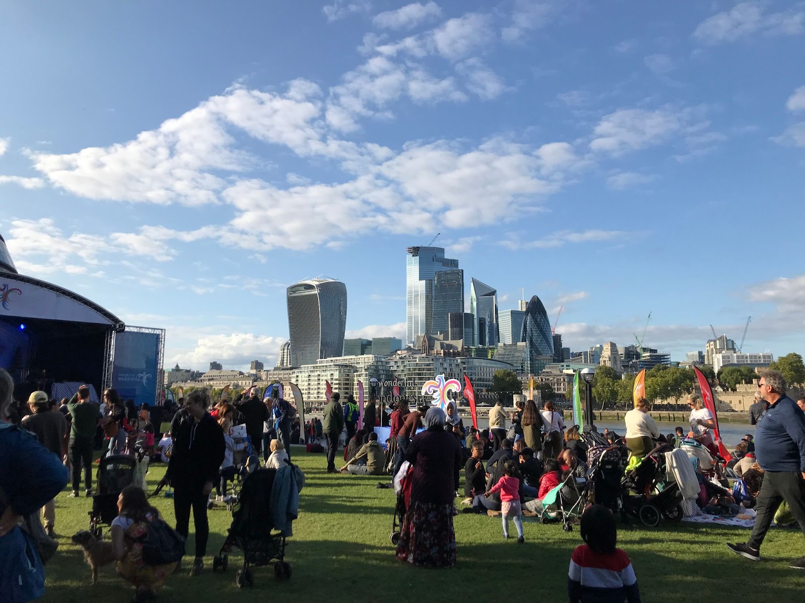 Outdoor picnic in London