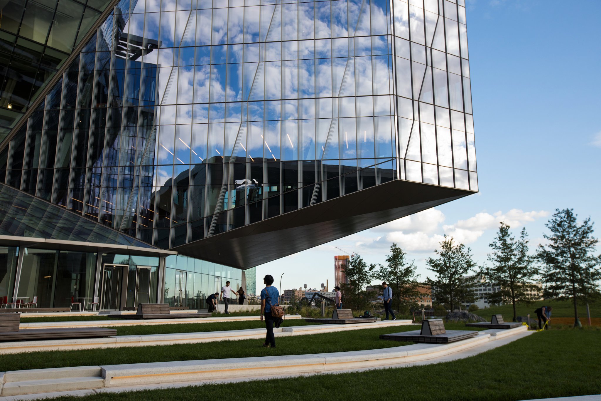 Cornell Tech Campus Opens on New York’s Roosevelt Island Boro Park 24