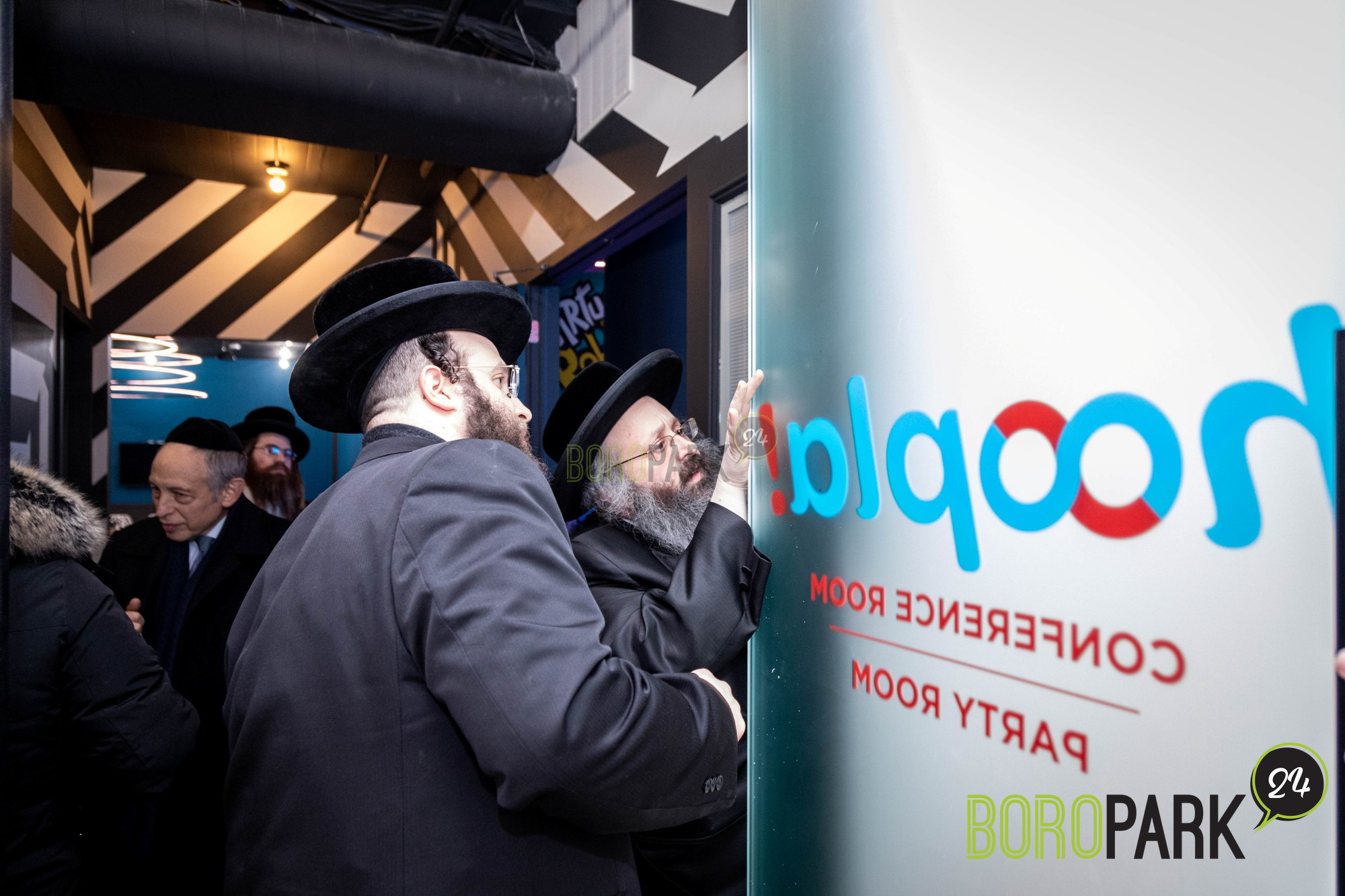 RCCS Hosts a Grand Chanukah Party in Hoopla Boro Park 24
