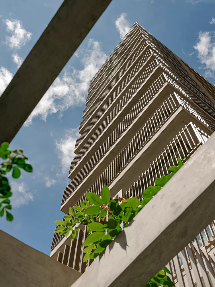 OBY ITAIM — fachada em Itaim Bibi, São Paulo