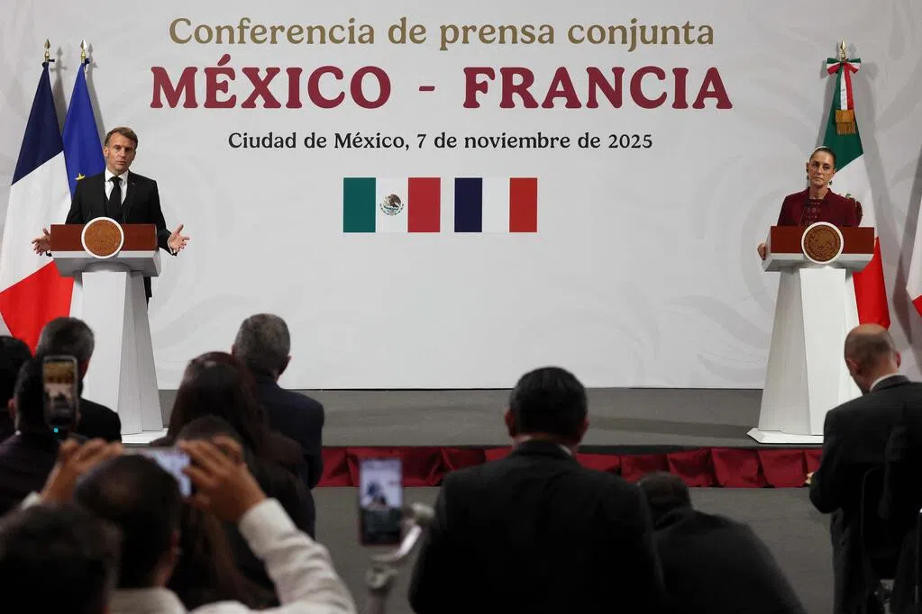 Macron Criticizes U.S. 'Anti-Drug' Actions, Emphasizing Respect for Sovereignty