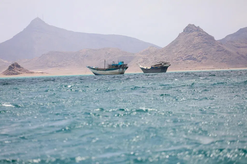 Iran Signals Red Sea Blockade as Tension with U.S. Escalates Over Power Infrastructure