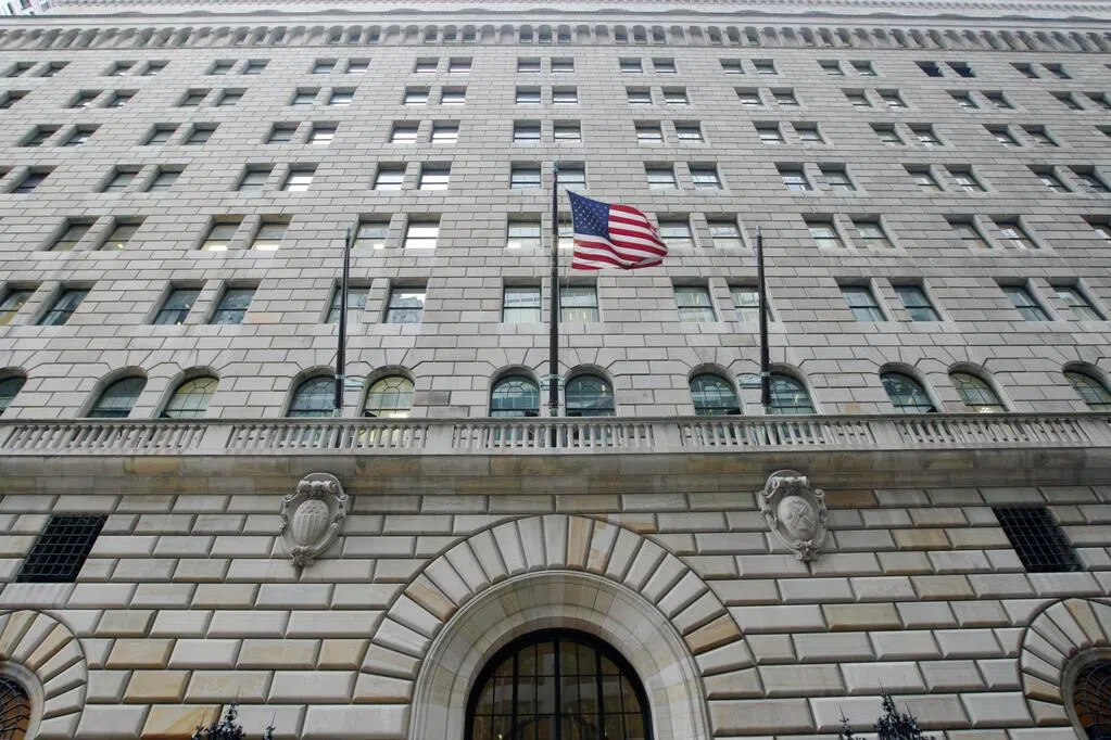 US Treasury Holdings Witness Sharp Decline as Japan and China Reduce Exposure