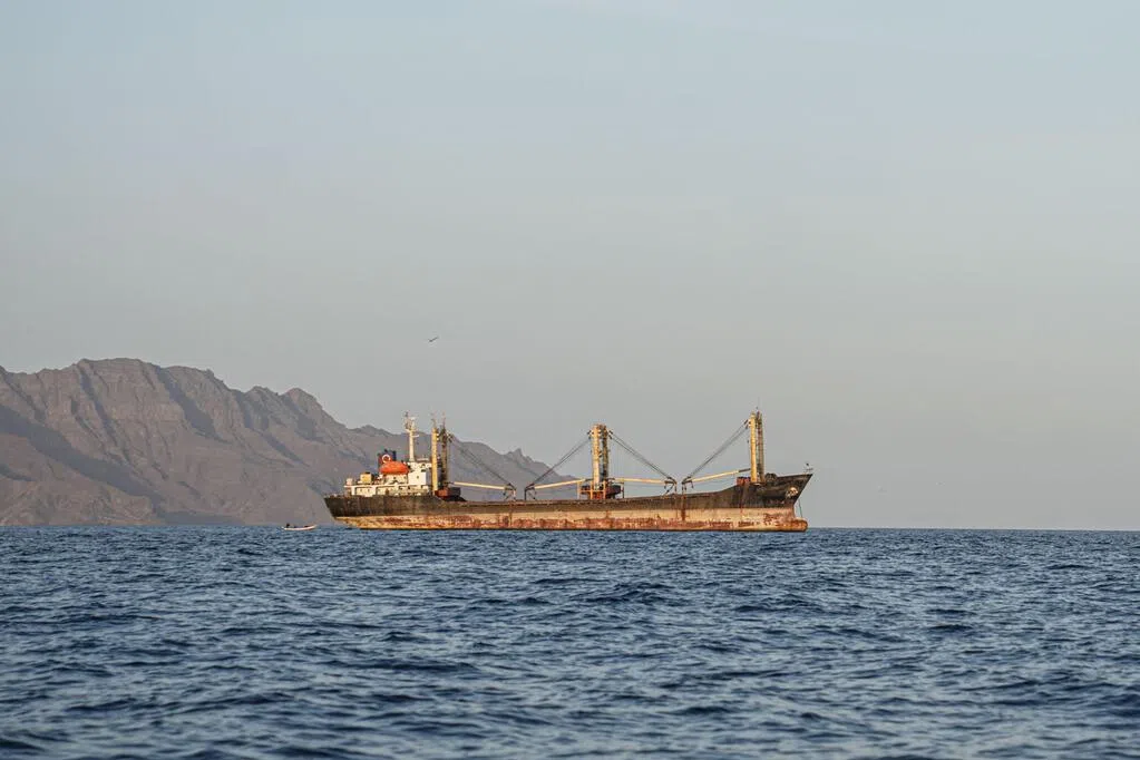 Houthis Issue Stern Warning to United States Over Bab el-Mandeb Strategic Control
