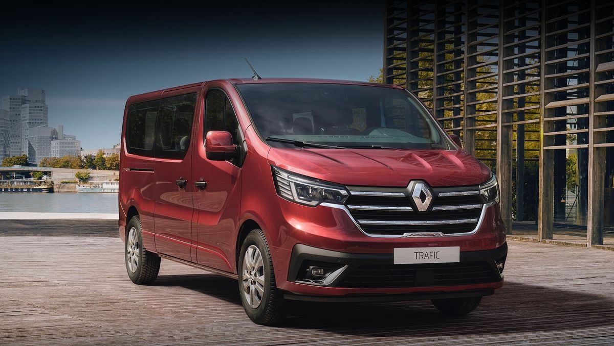 Обновлённый Renault Trafic стартует в 2021 году | BOSS AUTO