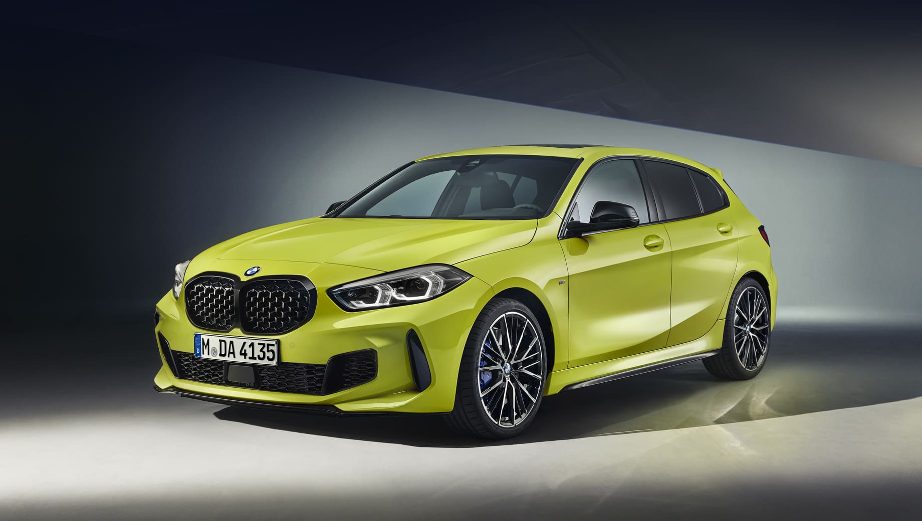 Хэтчбек BMW M135i xDrive получил модернизированное шасси | BOSS AUTO