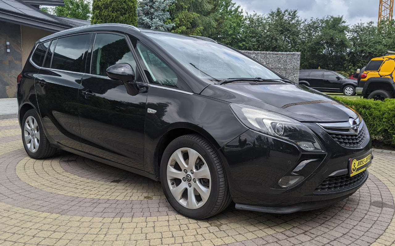 Opel Zafira Tourer 2013