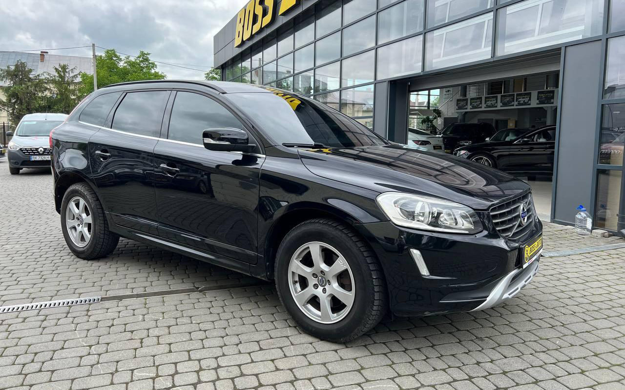 Volvo XC60 2015 16800$ Volvo XC60 2015