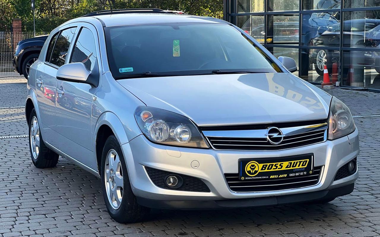 Седан Opel Astra H (Family)