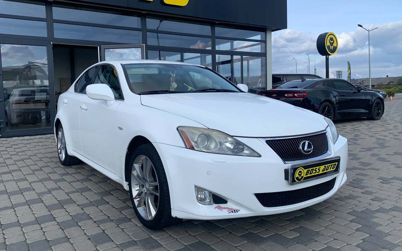 Lexus IS 220 2005 8900$ Lexus IS 220 2005