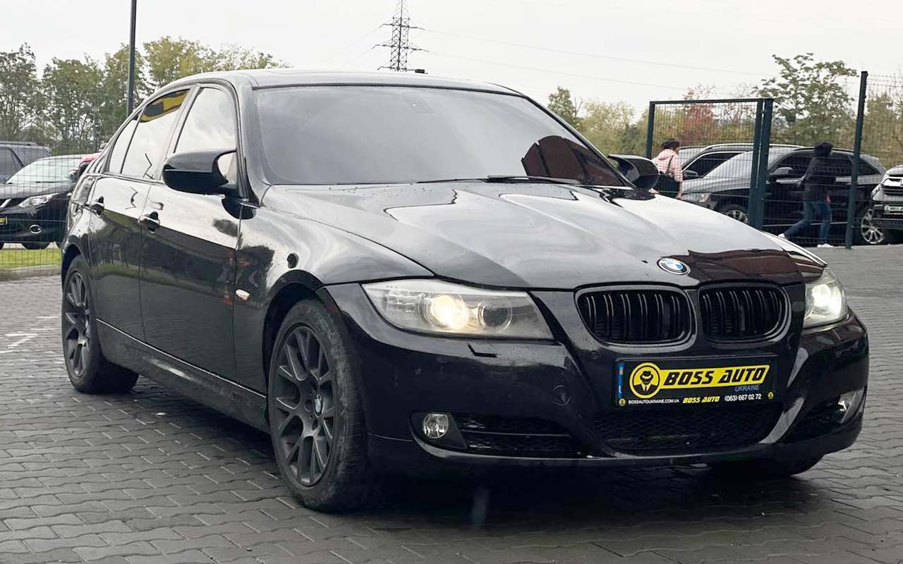 BMW 328 2011 10900$ BMW 328 2011
