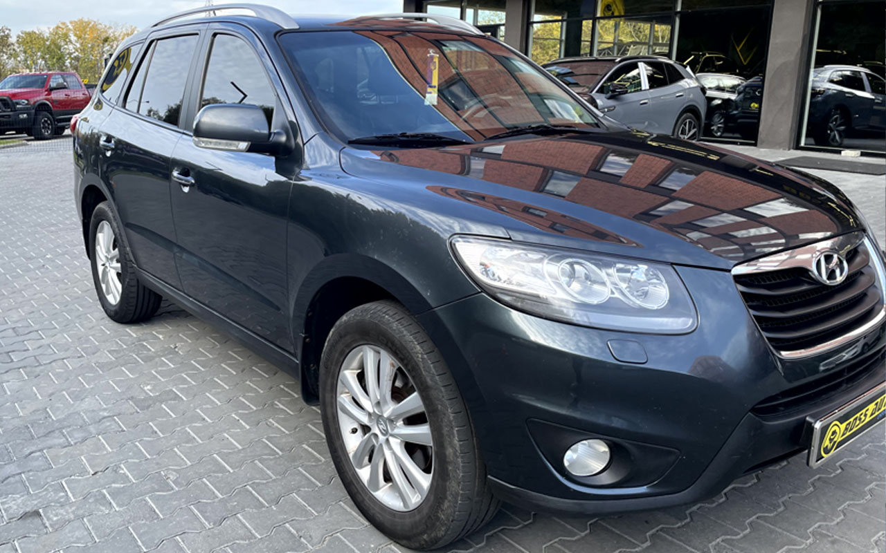 Hyundai Santa FE 2011 16700$ Hyundai Santa FE 2011