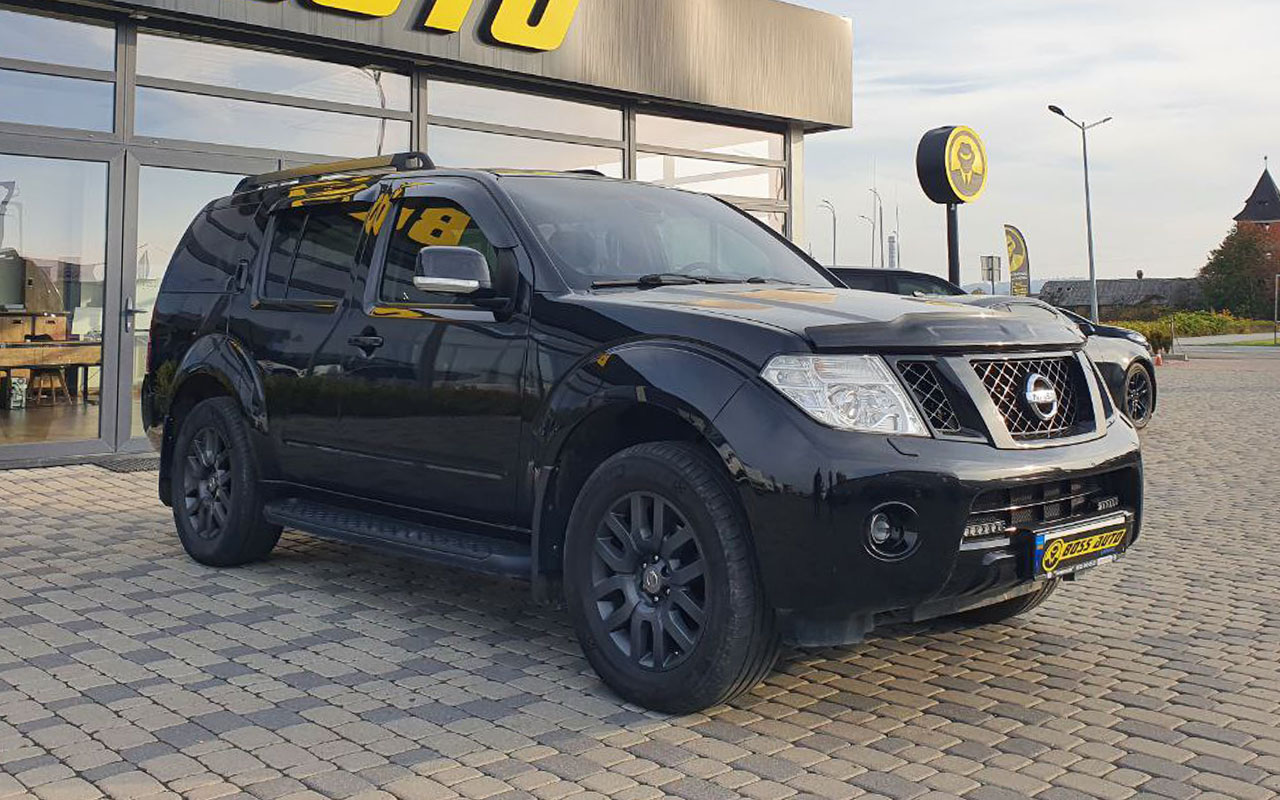 Nissan Pathfinder III 2011