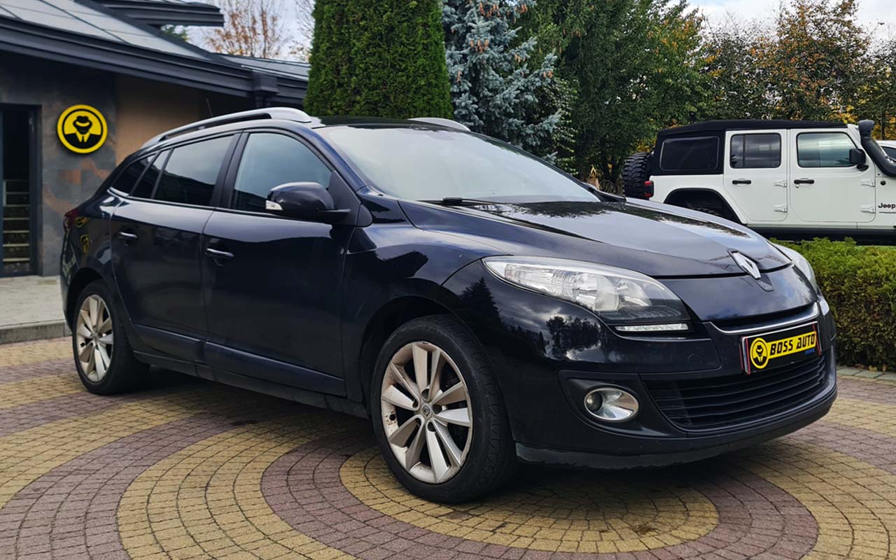 Renault Megane 2012 8299$ Renault Megane 2012