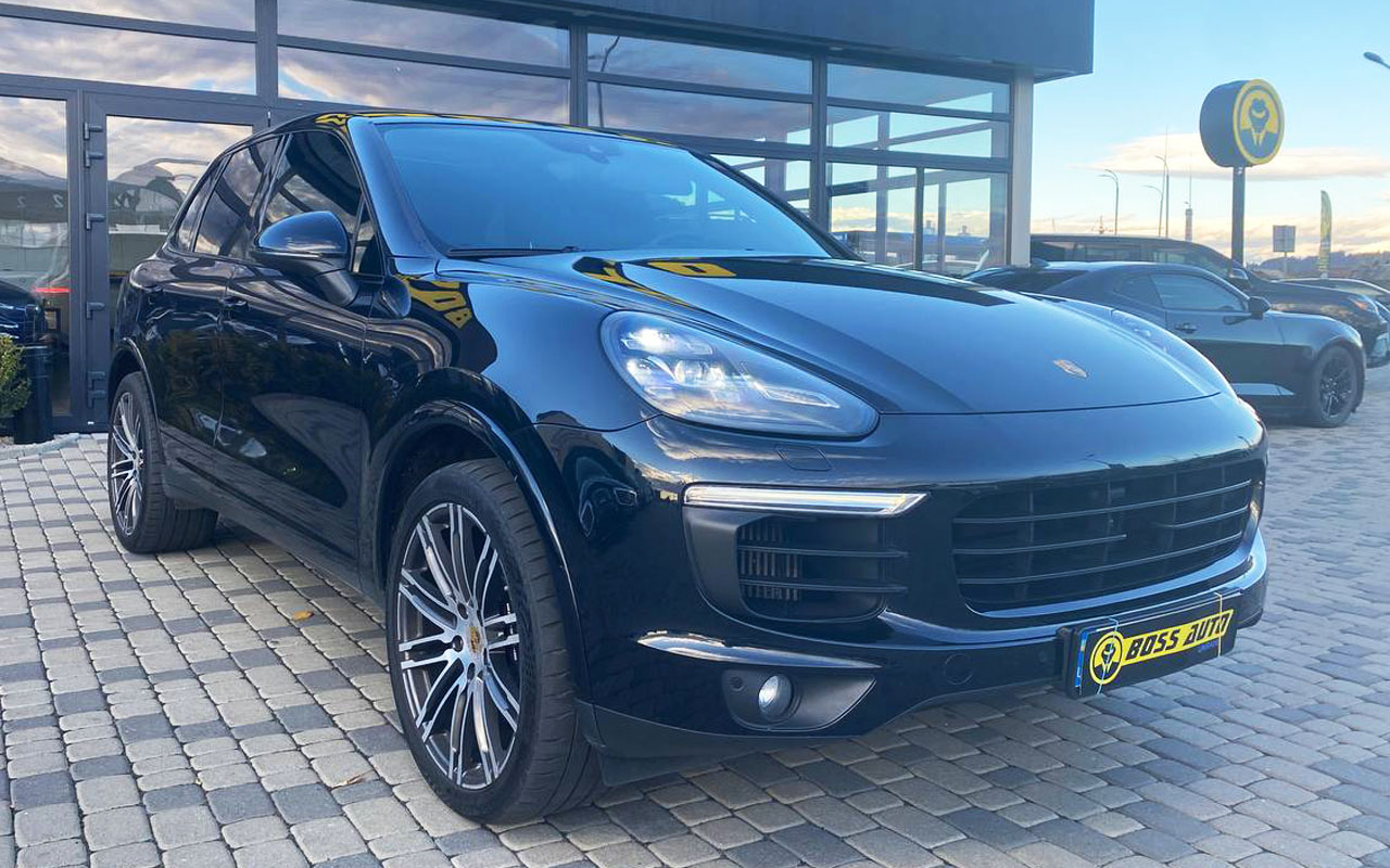 Porsche Cayenne 2016 49900$ Porsche Cayenne 2016