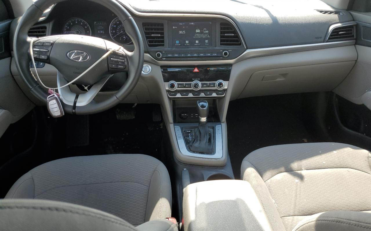 Hyundai Elantra sel 2020 фото №8