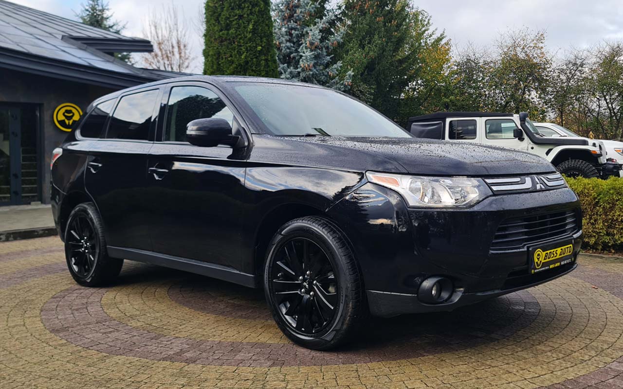 Mitsubishi Outlander 2013 15200$ Mitsubishi Outlander 2013