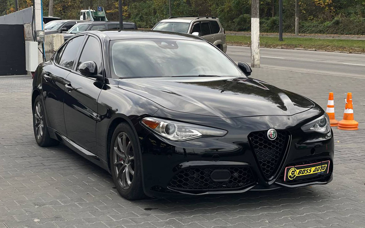 Alfa Romeo Giulia 2018 22000$ Alfa Romeo Giulia 2018