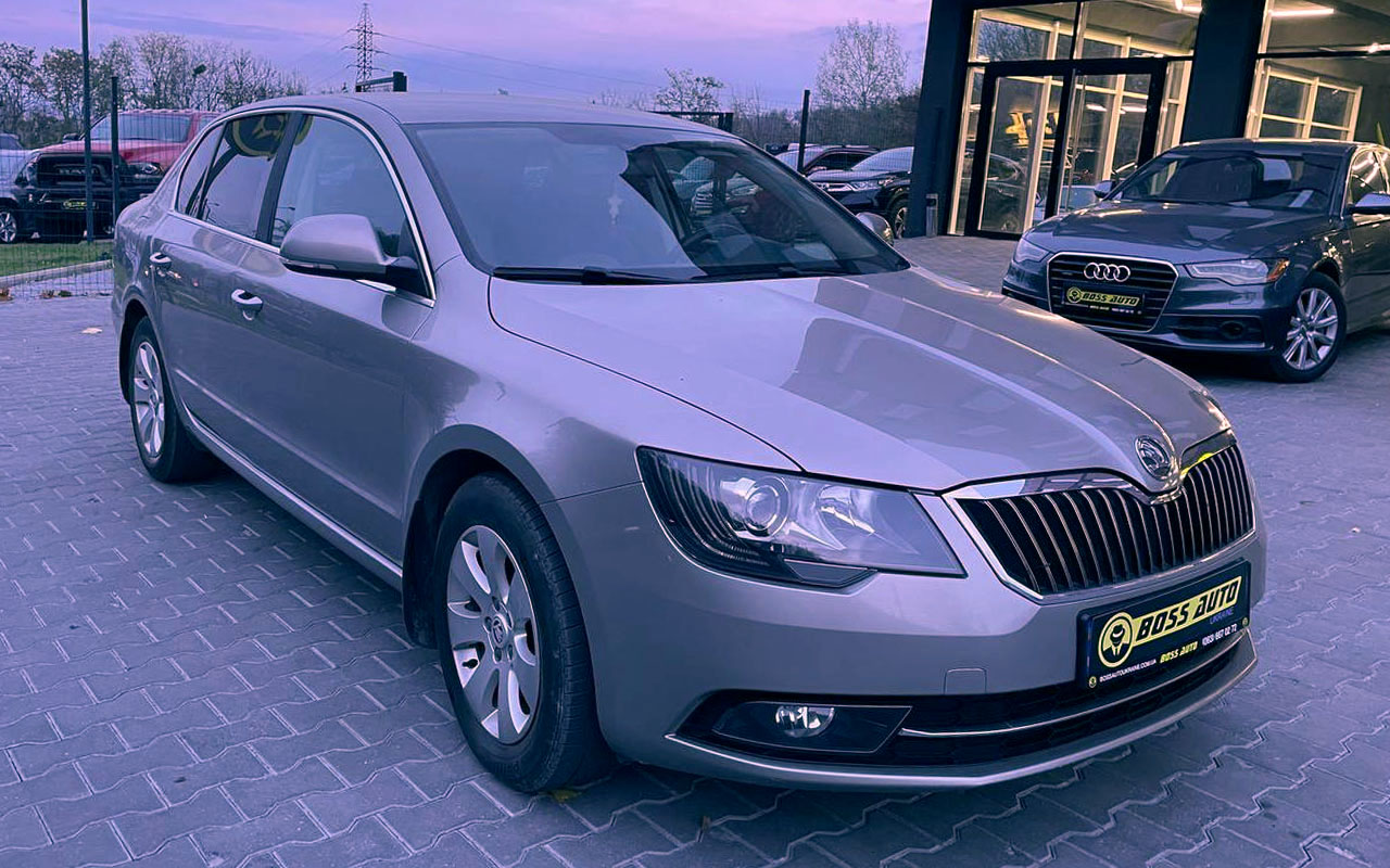 Skoda Superb 2013 11800$ Skoda Superb 2013