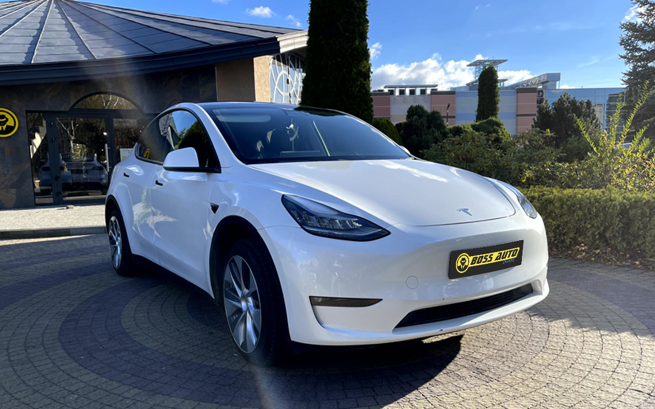 Tesla Model Y 2020 33999$ Tesla Model Y 2020