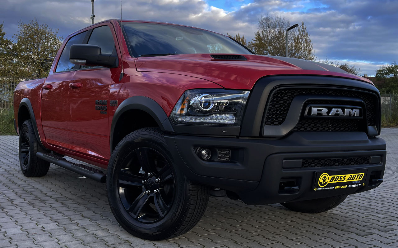 RAM 1500 Classic Warlock 2023 60000$ RAM 1500 Classic Warlock 2023