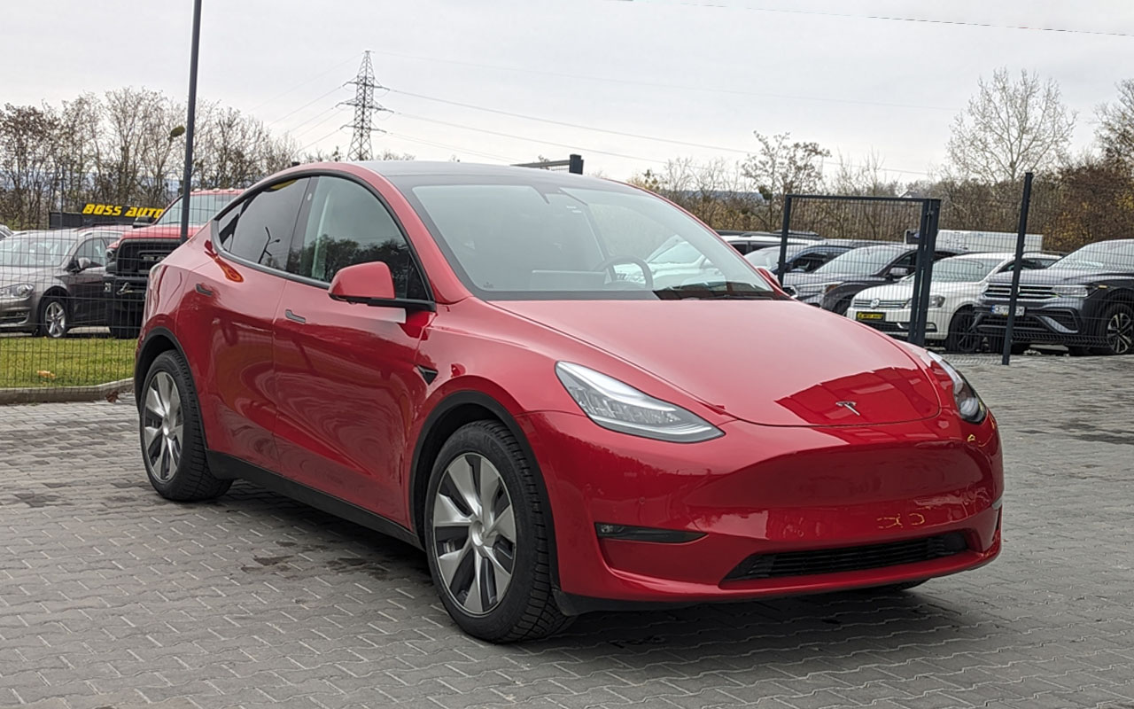 Tesla Model Y 2021 40700$ Tesla Model Y 2021