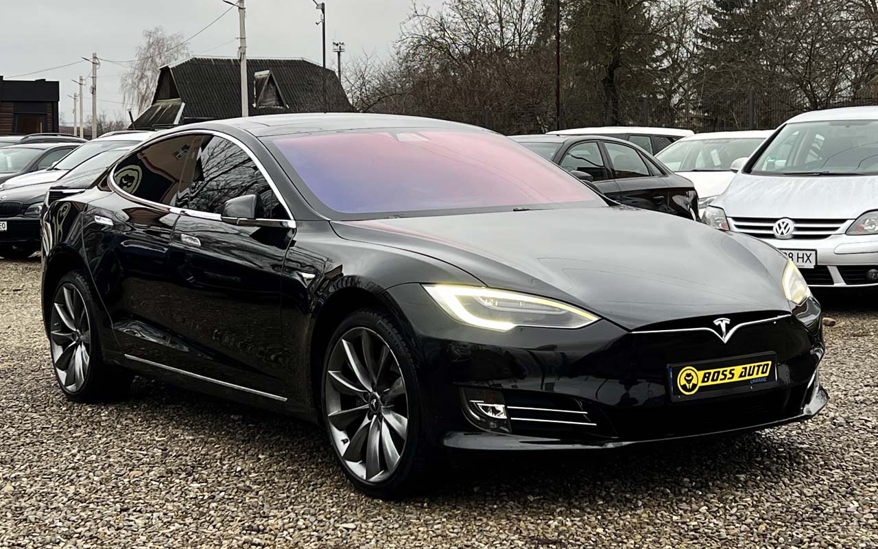 Tesla Model S 2017 29999$ Tesla Model S 2017