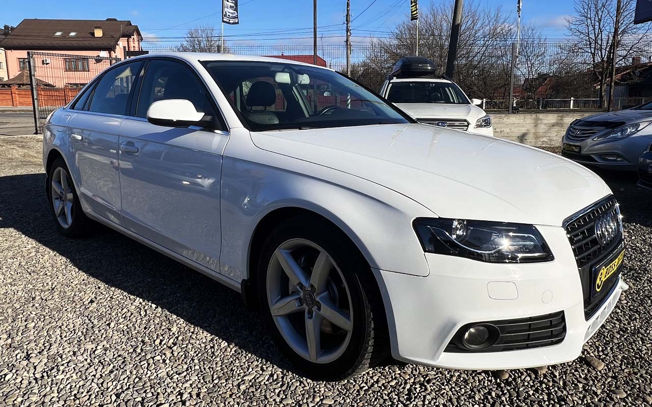 Audi A4 2010 10500$ Audi A4 2010