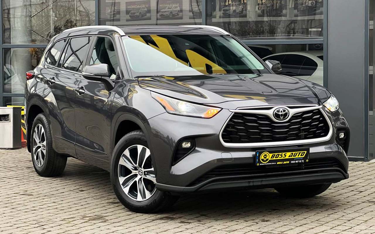 Toyota Highlander 2023 55000$ Toyota Highlander 2023