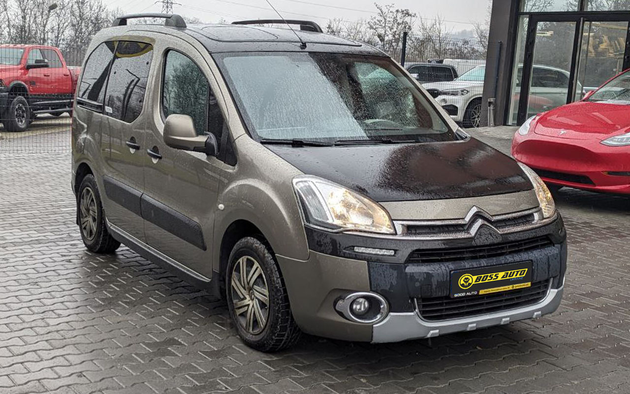 Citroen Berlingo 2013 9600$ Citroen Berlingo 2013