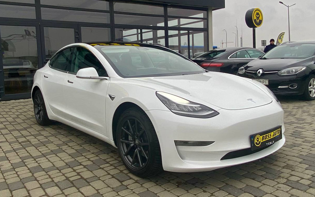 Tesla Model 3 2020 31000$ Tesla Model 3 2020