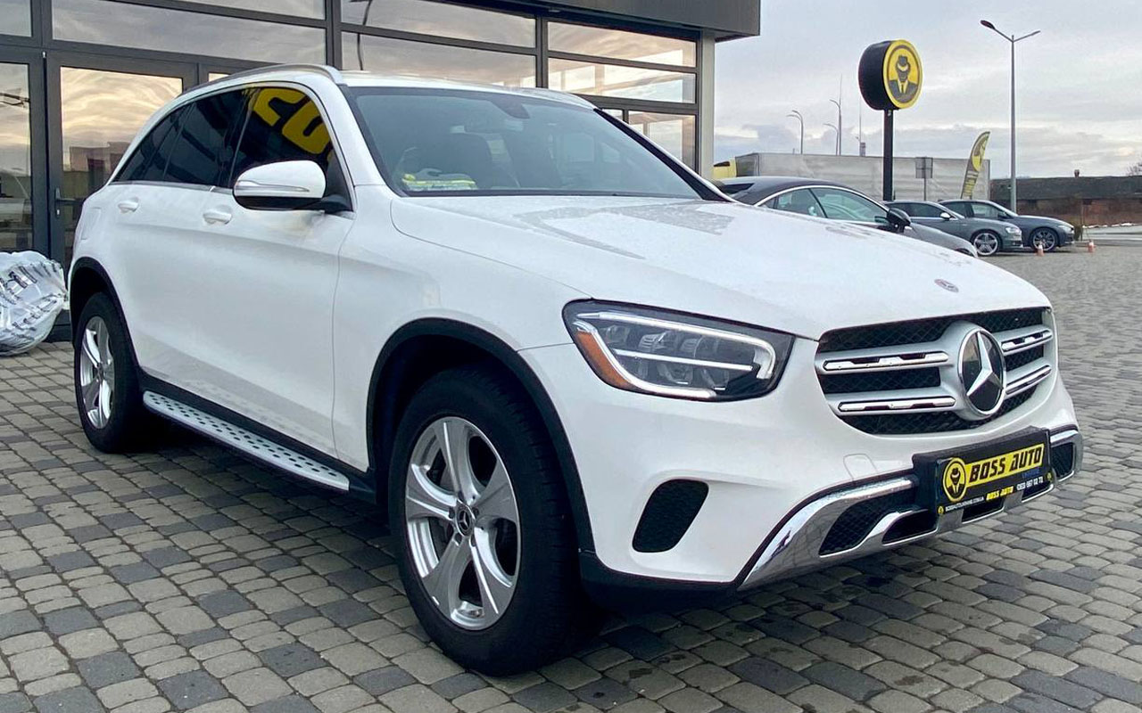 Mercedes-Benz GLC 300 2019 38000$ Mercedes-Benz GLC 300 2019