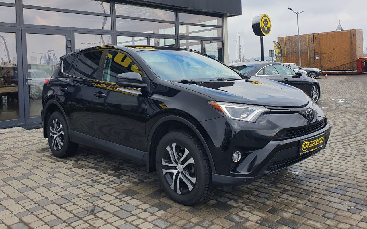 Toyota RAV4 2018 21000$ Toyota RAV4 2018