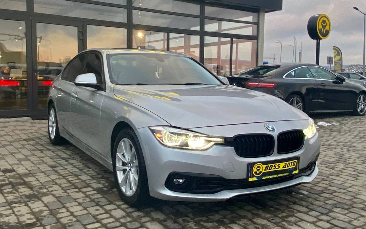 BMW 320 2018 20900$ BMW 320 2018
